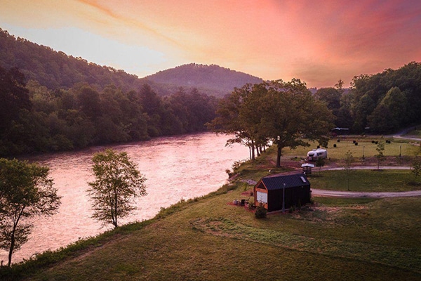 Asheville River Cabins 