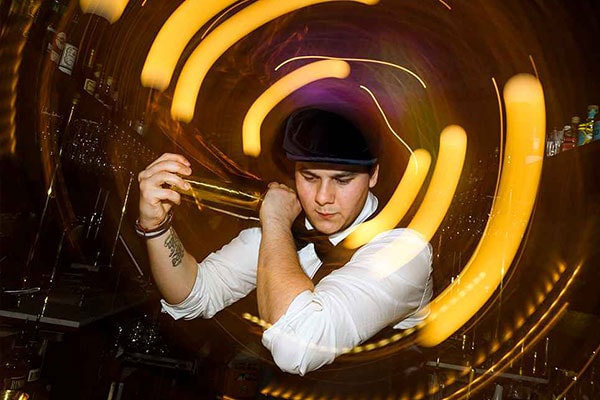 WorldHotels Crafted, bartender at The Vault