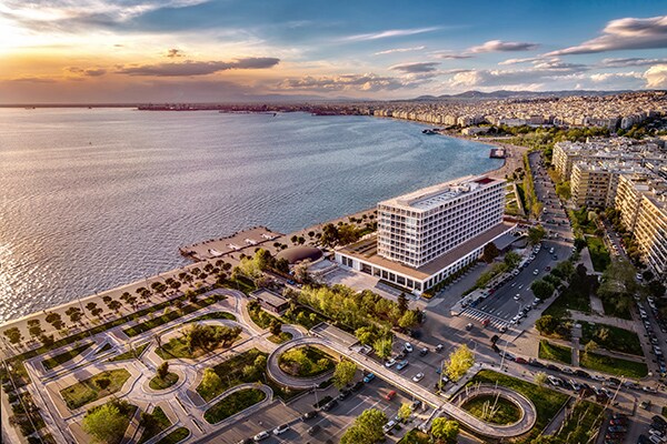 Makedonia Palace